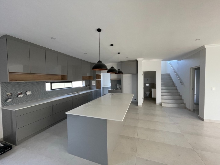 4 Bedroom Property for Sale in Sandown Western Cape
